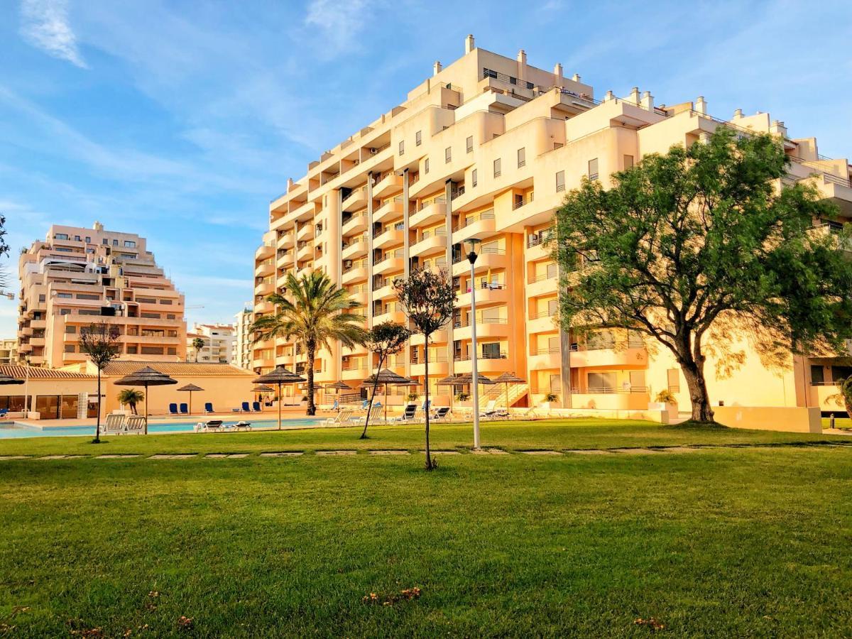 Beautiful Apartment In Paradisiac Praia Da Rocha 포티마오 외부 사진